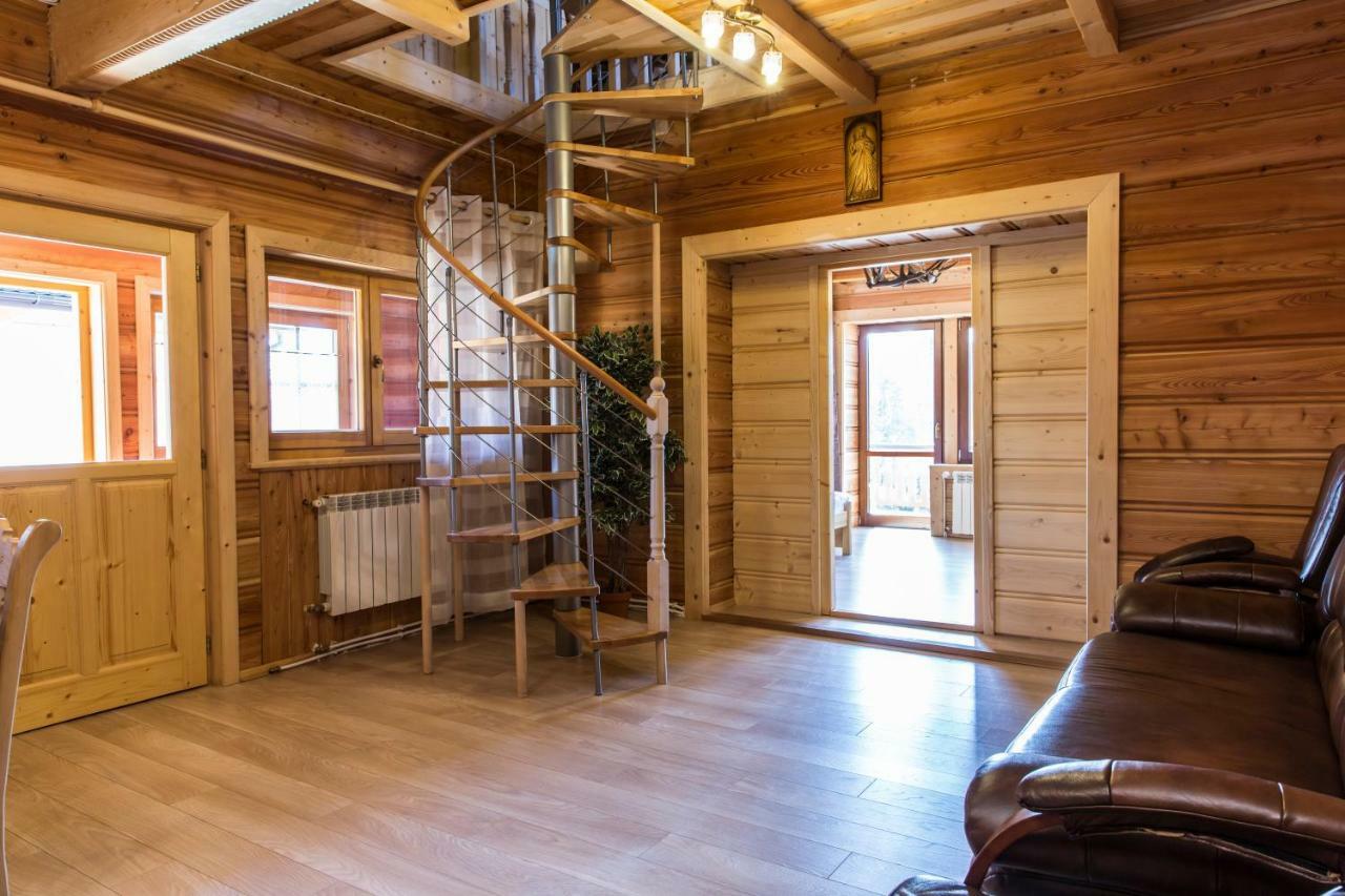 Udanypobyt Apartament Przy Lesie 考斯赛力克 外观 照片