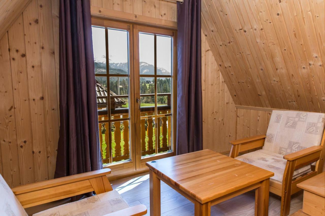Udanypobyt Apartament Przy Lesie 考斯赛力克 外观 照片